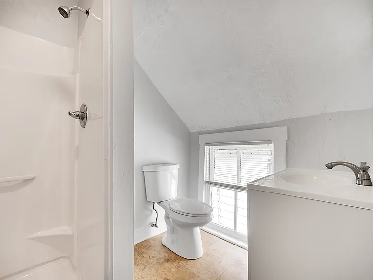 459 E Brandeis Ave — Photo 8