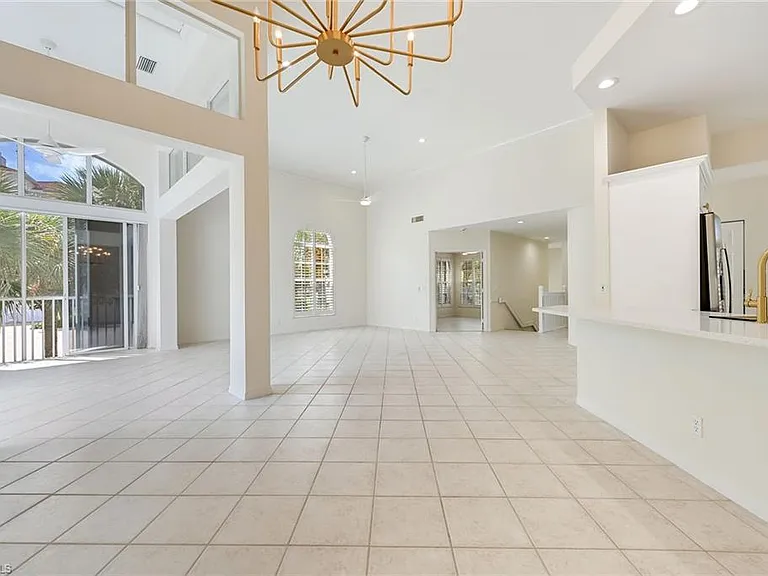 1580 Clermont Dr #L-202 — Photo 9