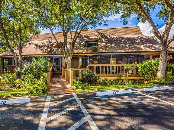 4th image of 6236 Treetop Dr #6236