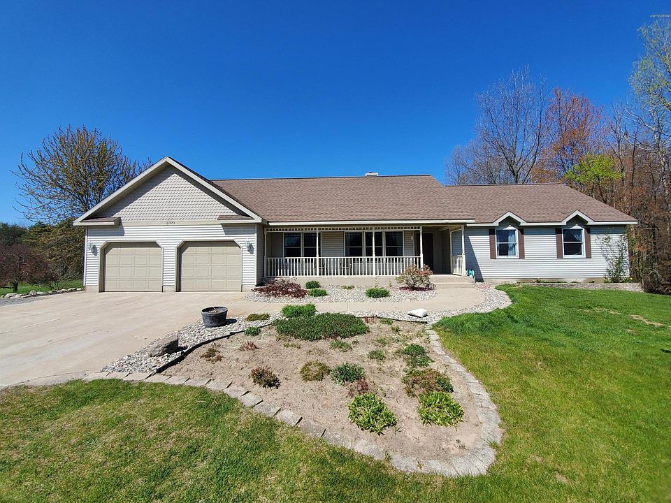 1st image of 10973 Walnut Dr