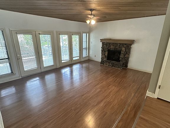 5th image of 8370 Armscote Pl
