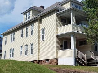 365 Hanover St, Meriden, CT 06451