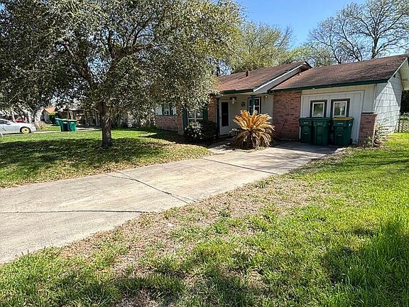 2nd image of 7302 Village Oak