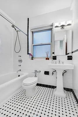 Sold by Corcoran | media 6