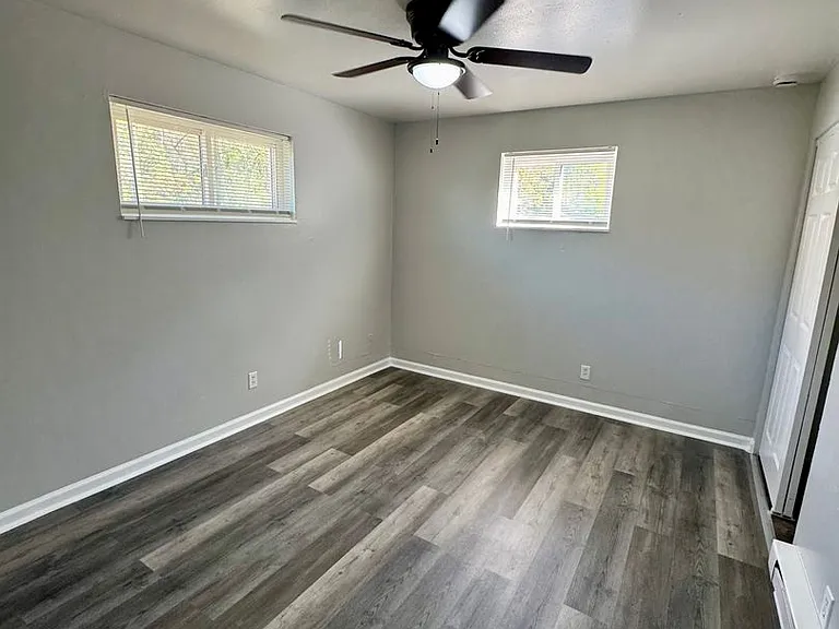 3272 Gobel Ave — Photo 11