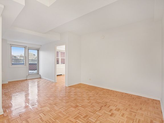 5th image of 15 Charles St APT 16D