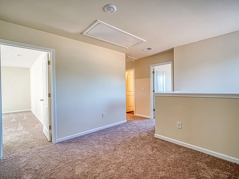 580 Millsgate Cir — Photo 17