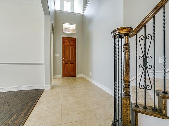 5th image of 12593 Pleasant Hill Ln