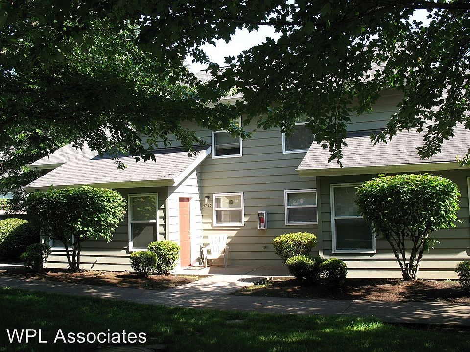 2nd image of 3701 Owyhee Ct SE APT 4