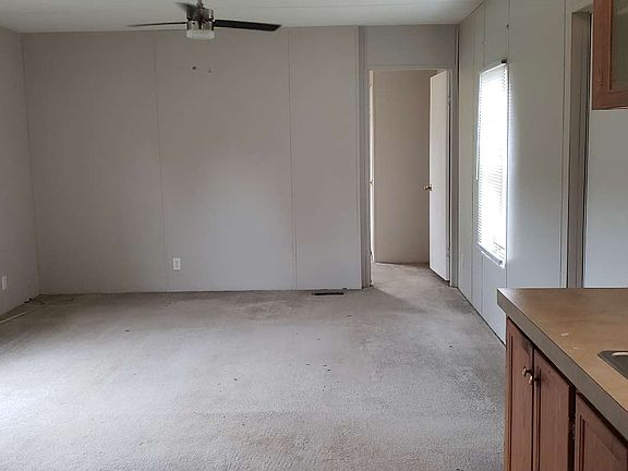 2nd image of 9064 County Road 136