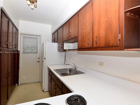 3rd image of 6580 Santona St #A12a