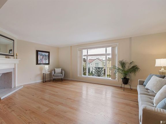 3rd image of 1718 38th Ave