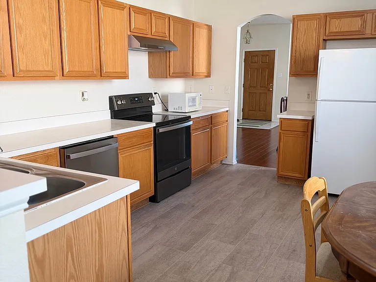 12652 Black Cherry Ln — Photo 6
