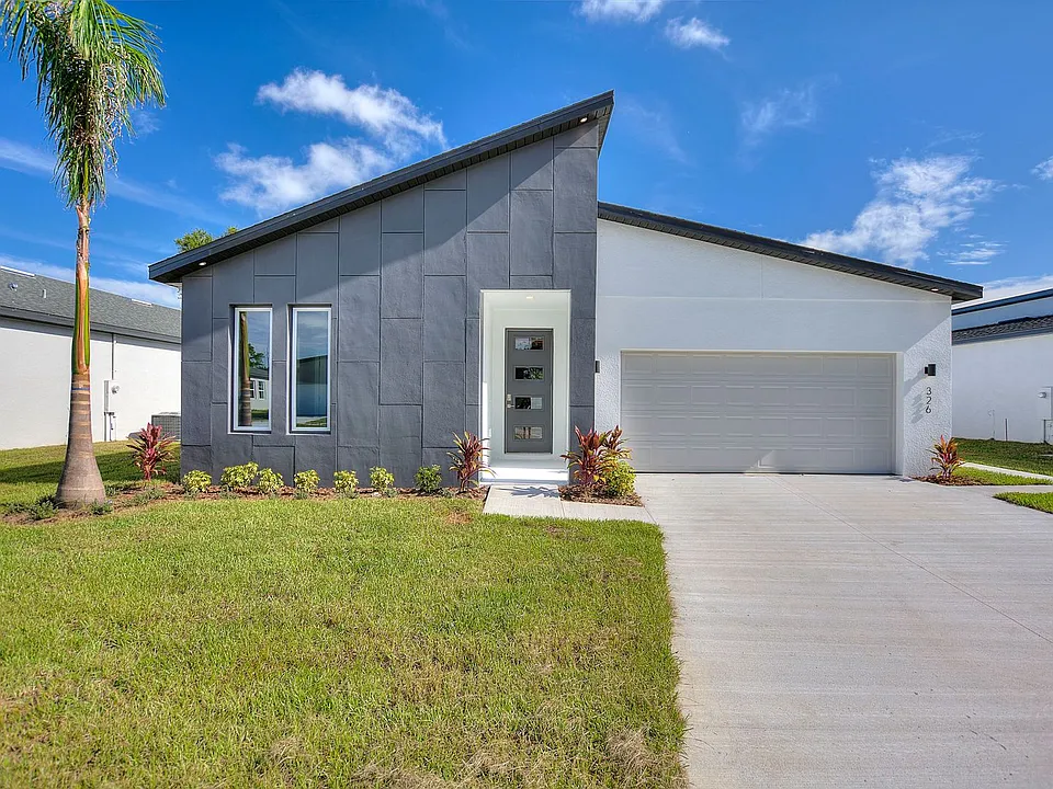 326 Royal Palm Way
