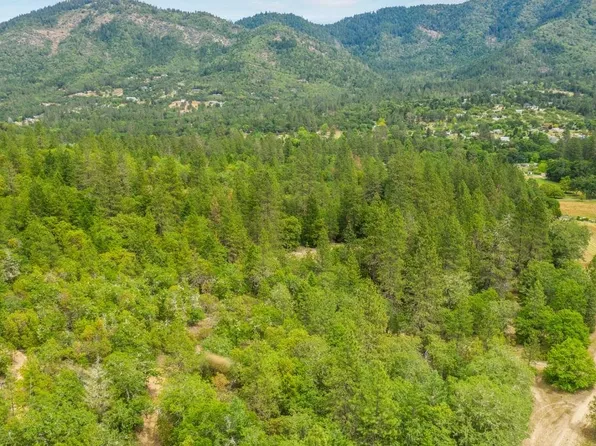 0 Walker Rd, Grants Pass, OR 97527