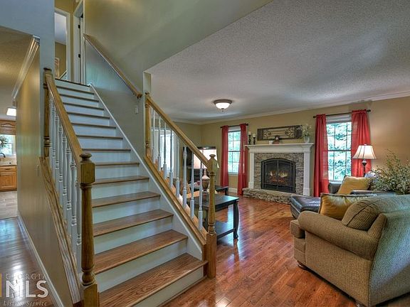 5th image of 440 Westwoods Dr