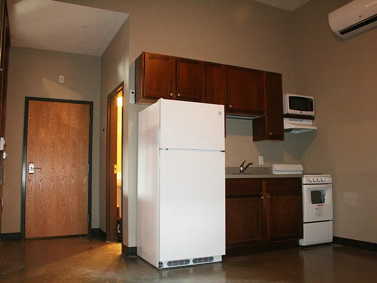 Aerie 147 Lofts — Photo 25