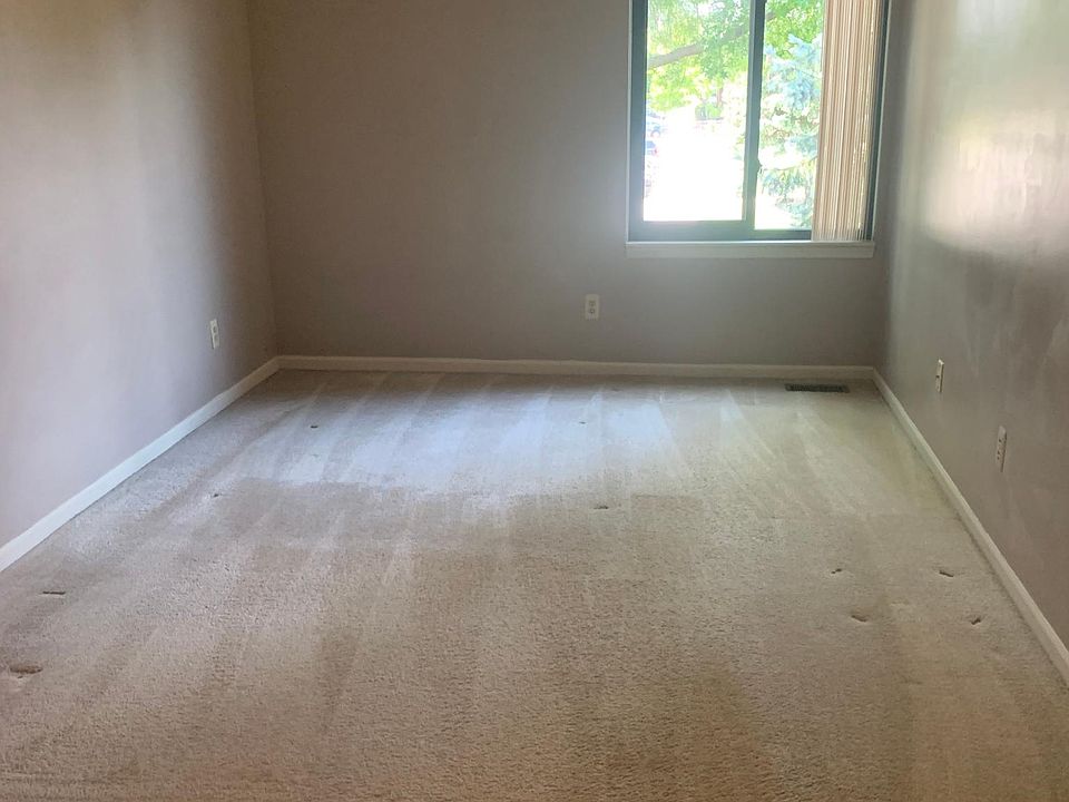 1st image of 38573 Wellington Dr