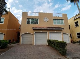 413 SW 5th St #413, Fort Lauderdale, FL 33315