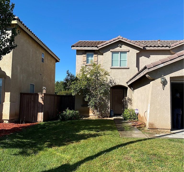1st image of 3284 Blossom Dr