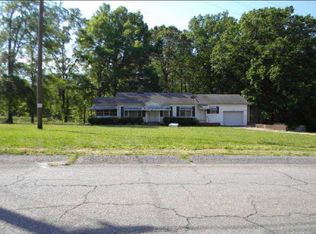 305 W Peachtree St, Woodruff, SC 29388