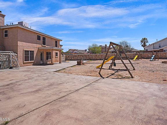2nd image of 12250 Tierra Fina Dr