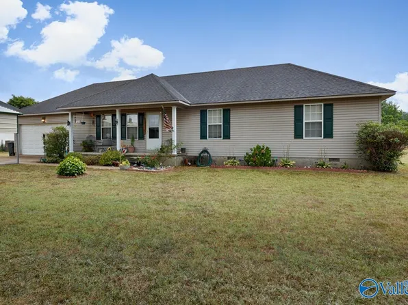 49 Slaughter Pen Rd, Ardmore, TN 38449