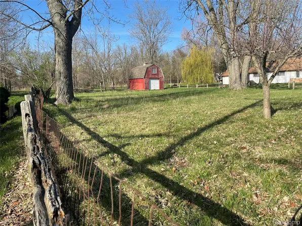 LOT 3 Elmhurst Dr, Howell, MI 48843