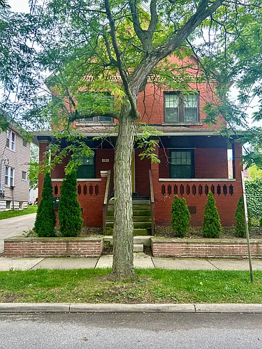 2014 Lark St Photo 1