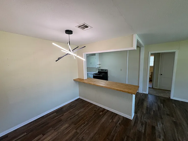 1416 Chickasaw Blvd — Photo 3