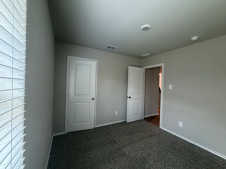 5512 Flannel Ln — Photo 16