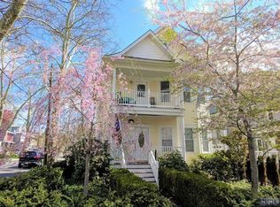 76 Washington Ave, Rutherford, NJ 07070