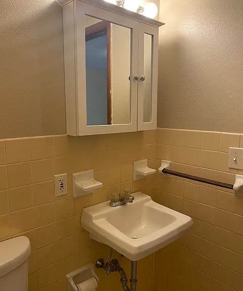 2012 S Illinois Ave #18 — Photo 8