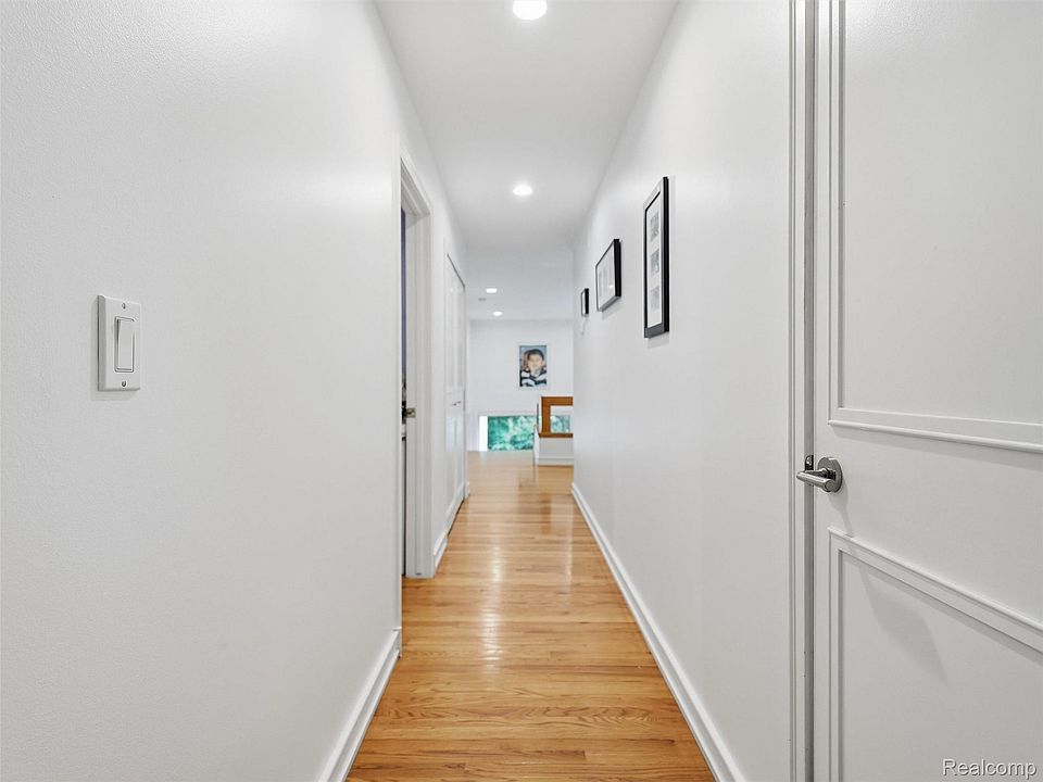 3104 Quarton Rd, photo 26