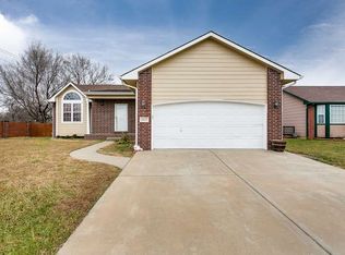11117 E Funston St, Wichita, KS 67207