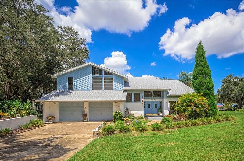 1st image of 513 Alta Vista Dr