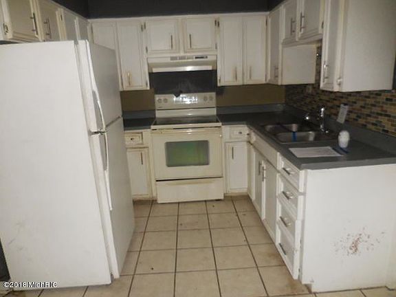 4th image of 710 Denway Dr
