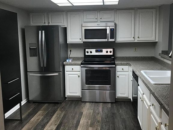 2nd image of 5935 N High St APT 205