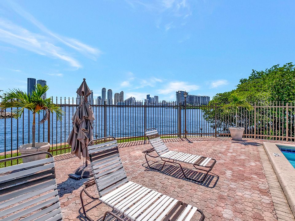 1st image of 3440 NE 192nd Street #2r-A