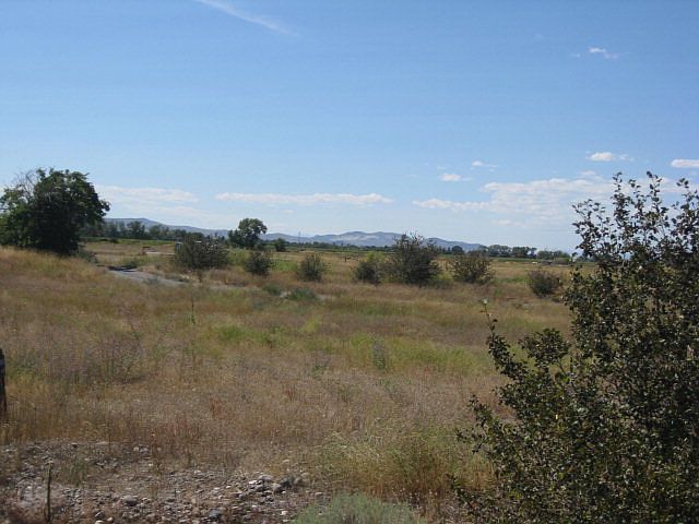 1st image of 531 Railroad Way