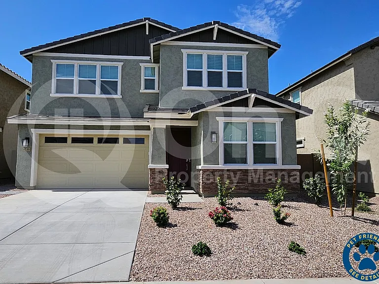 8239 E Petunia Ave — Photo 1