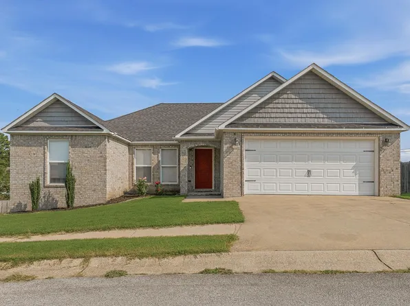 55 Ashcraft Ct, Paragould, AR 72450