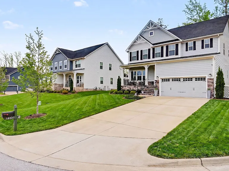 18307 Sagamore Dr — Photo 5