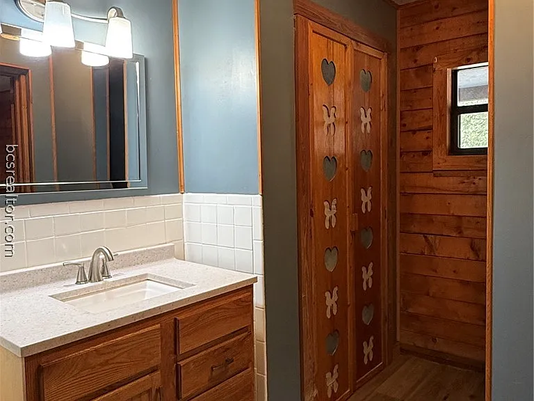 9581 Valley View Dr — Photo 25