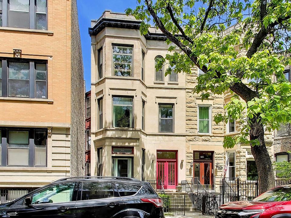 1st image of 708 W Buckingham Pl