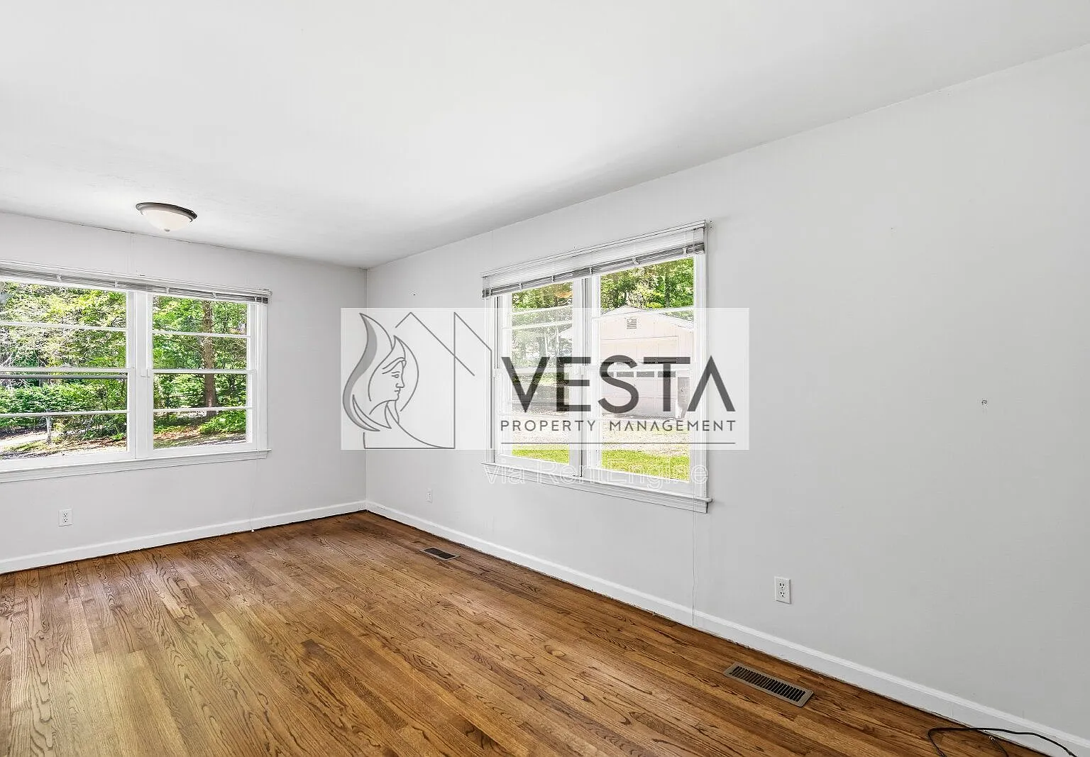 2 bed, 1.0 bath, 570 sqft, $1,550 — Photo 4