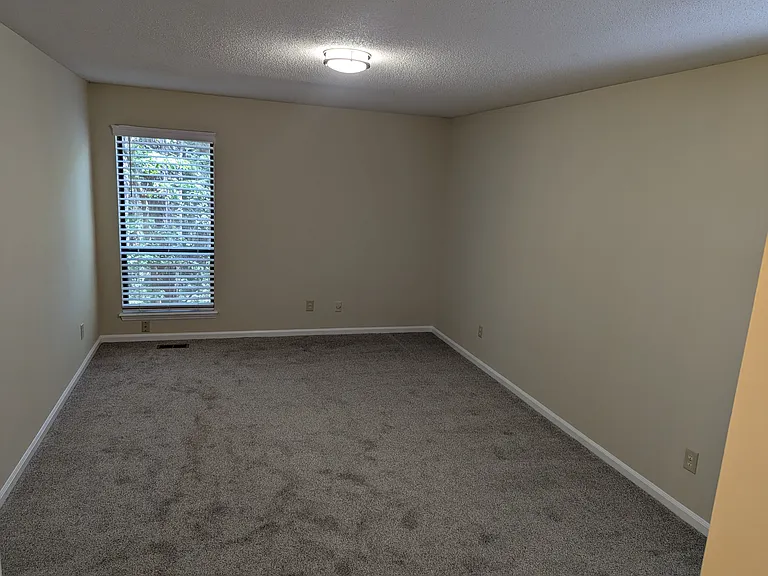 909 Hearthridge Ct #A — Photo 6