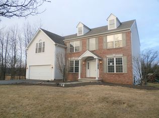 145 Saddlebrook Dr, Dublin, PA 18917