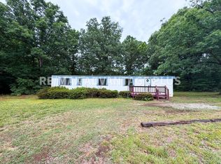 72 Oak Ln, Meherrin, VA 23954