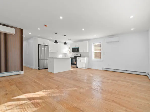 245-33 147th Road image 4 of 26